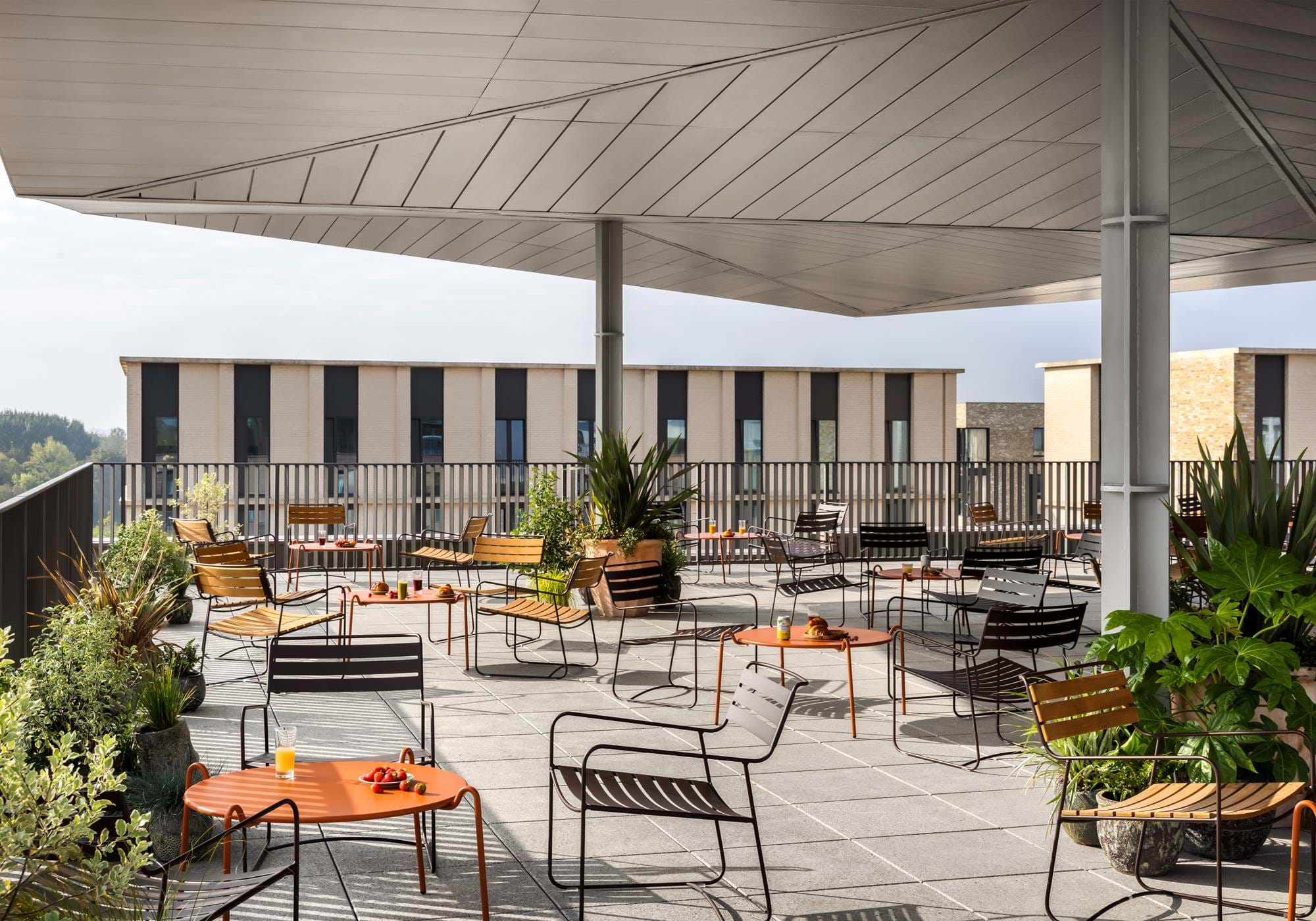 Rooftop Terrace <b><strong class="___1qwroh2 fl43uef f19n0e5" style="white-space: pre-wrap;">Take your event to new heights.</strong></b><br><div style="">5,985 sq ft | 100 Guests