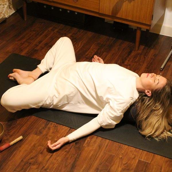 Yin yoga & Sound healing
