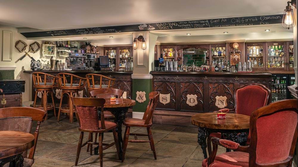 Our Guide to Edinburgh's Best Bars Locke