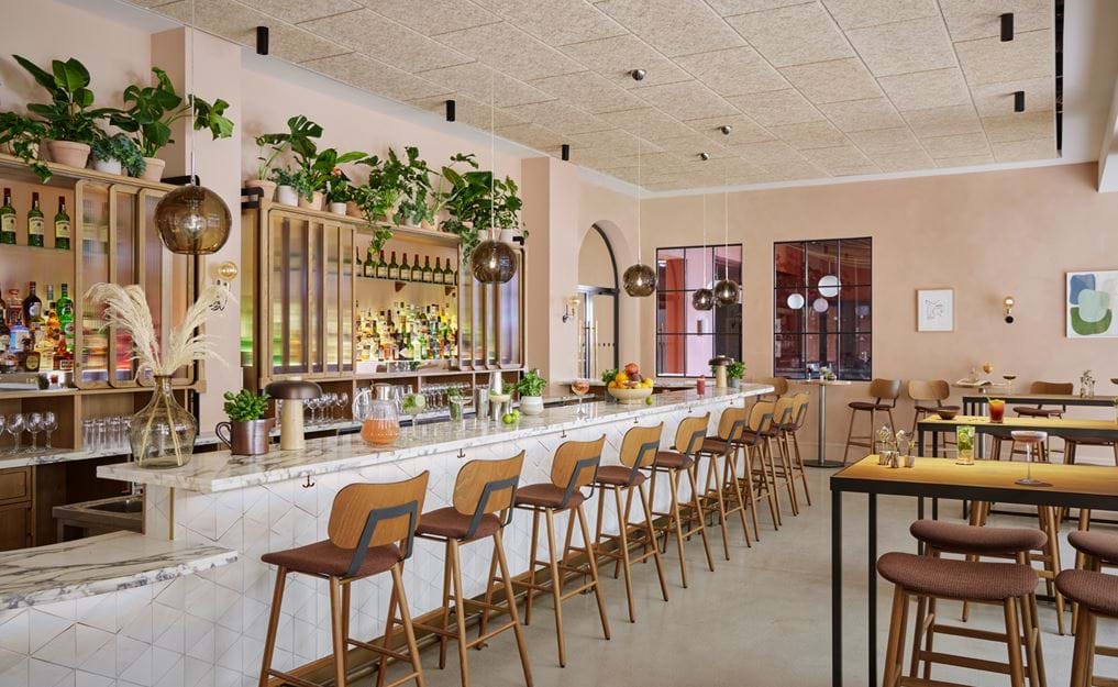 All-day restaurant.