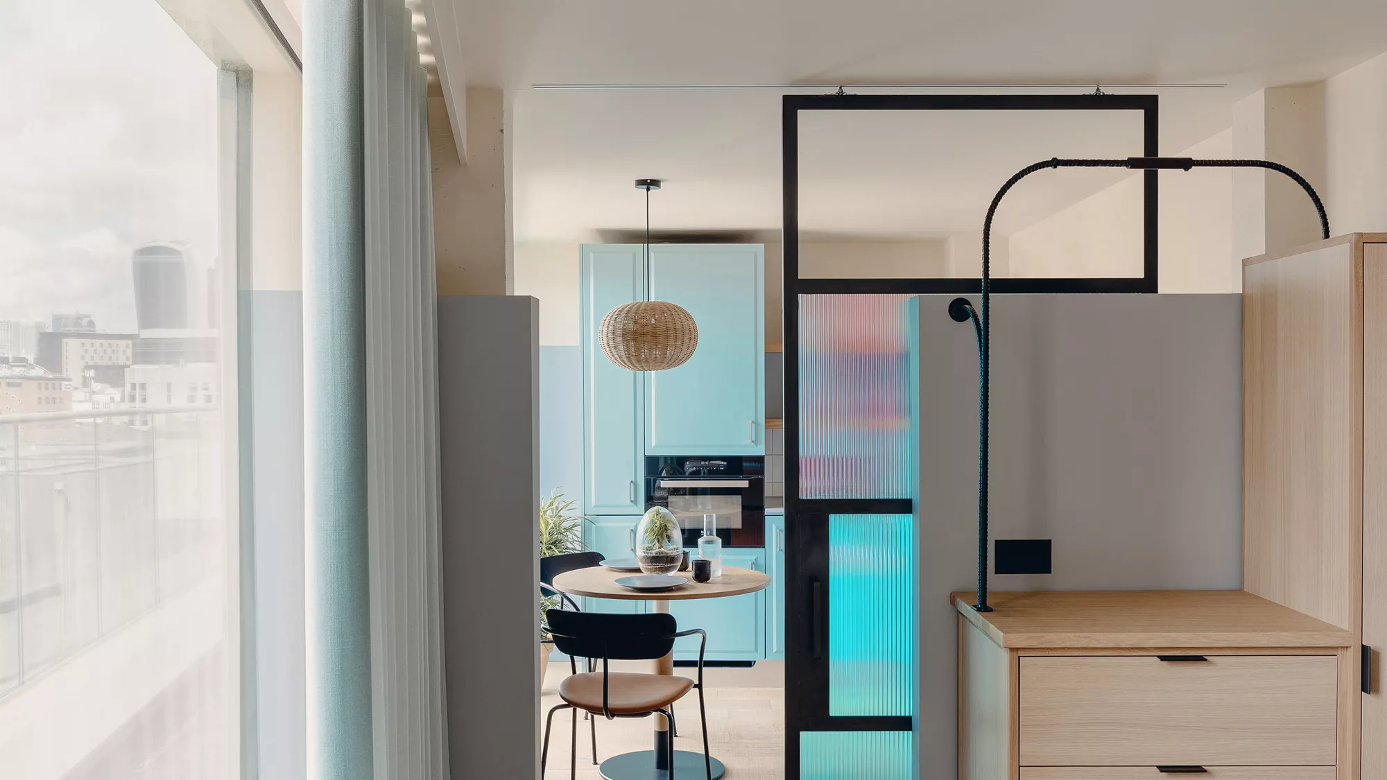 View Central London Apartment | 1BR | WiFi + Aircon in 157 Tower Bridge Road, SE1 3LW Central London Apartment | 1BR | WiFi + Aircon in 157 Tower Bridge Road, SE1 3LW - Property image 4 - VivreStays