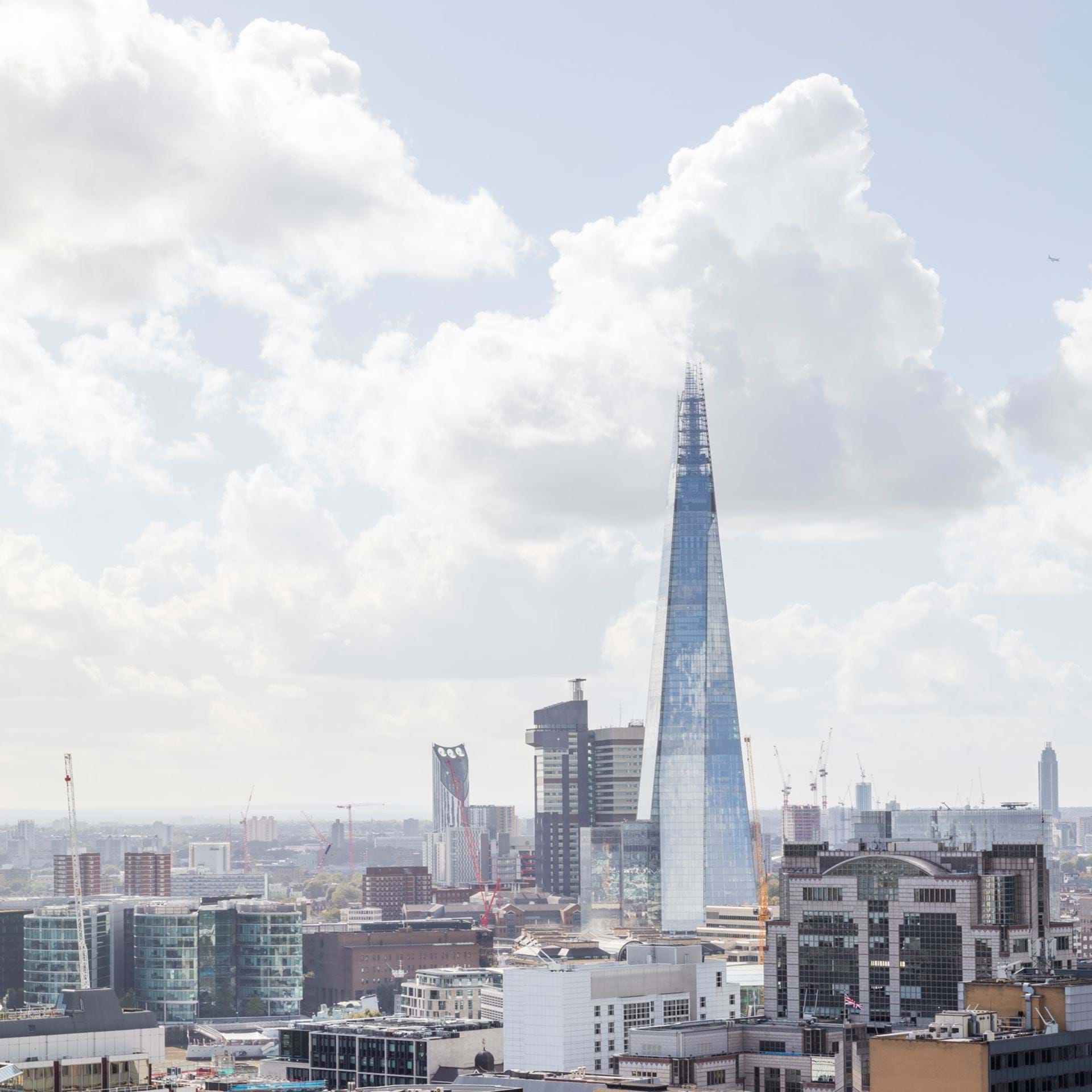 View One-bedroom sky-level accommodation in Aldgate with full amenities in 15 Leman Street, Tower Hamlets, London, E1 8EN, UK One-bedroom sky-level accommodation in Aldgate with full amenities in 15 Leman Street, Tower Hamlets, London, E1 8EN, UK - Property image 15 - VivreStays