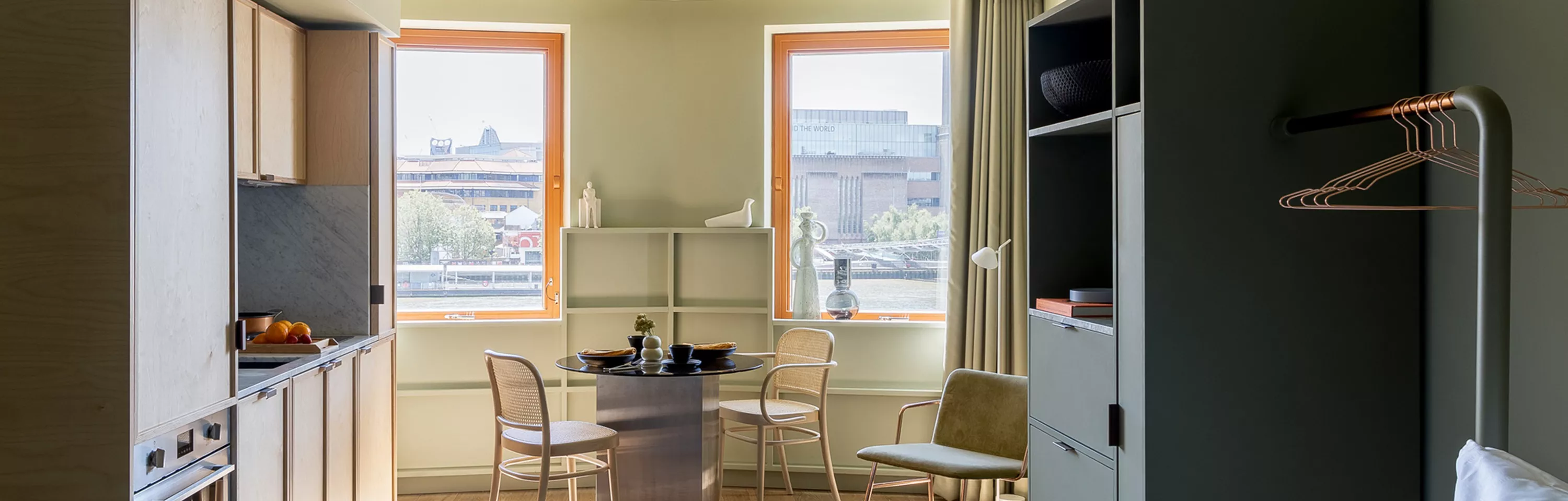 Locke at Broken Wharf | Your Stay