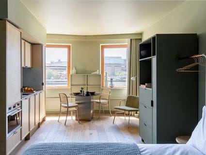 Studio Locke accessible | Locke at Broken Wharf | Millennium Bridge, Londres | Locke