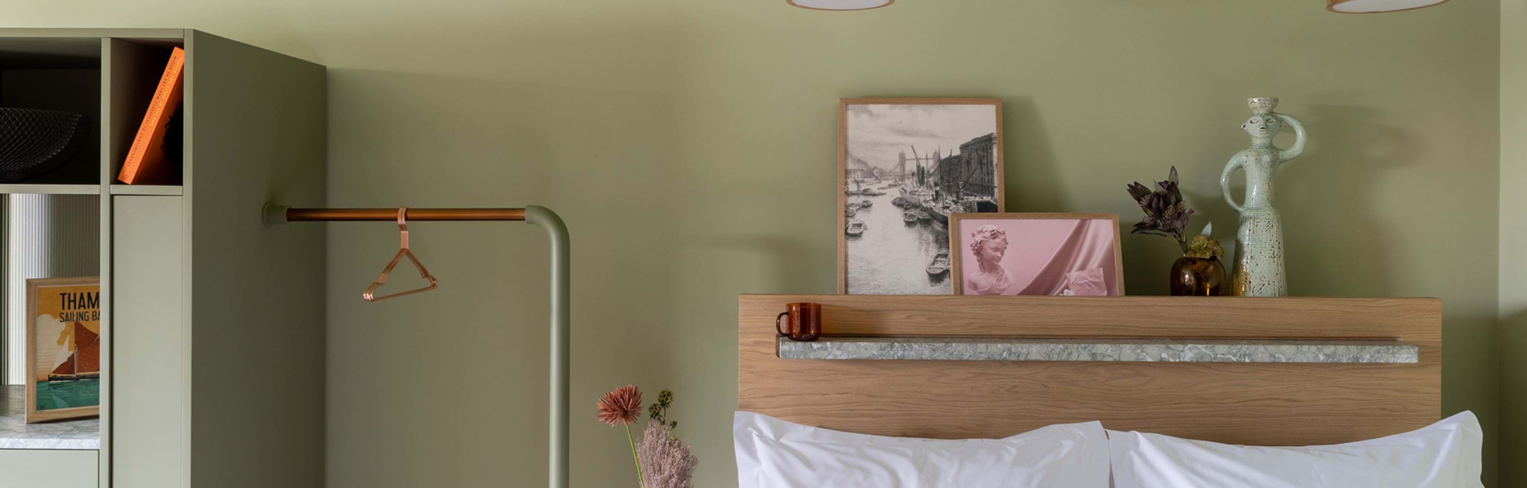 Locke at Broken Wharf | Living