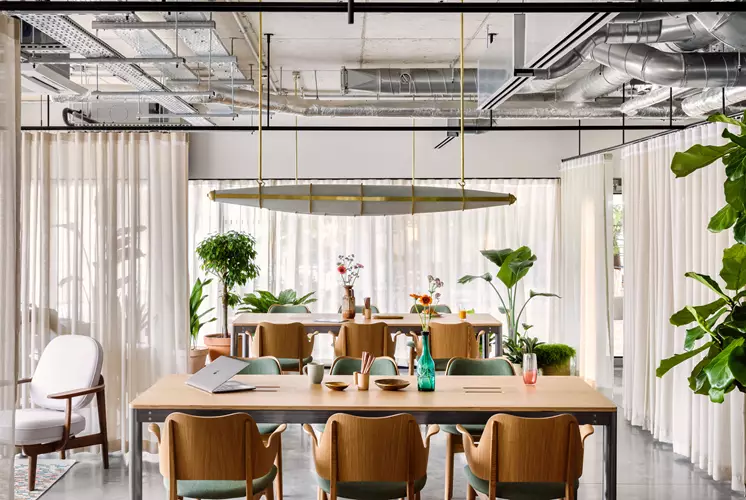 Meeting & event spaces.