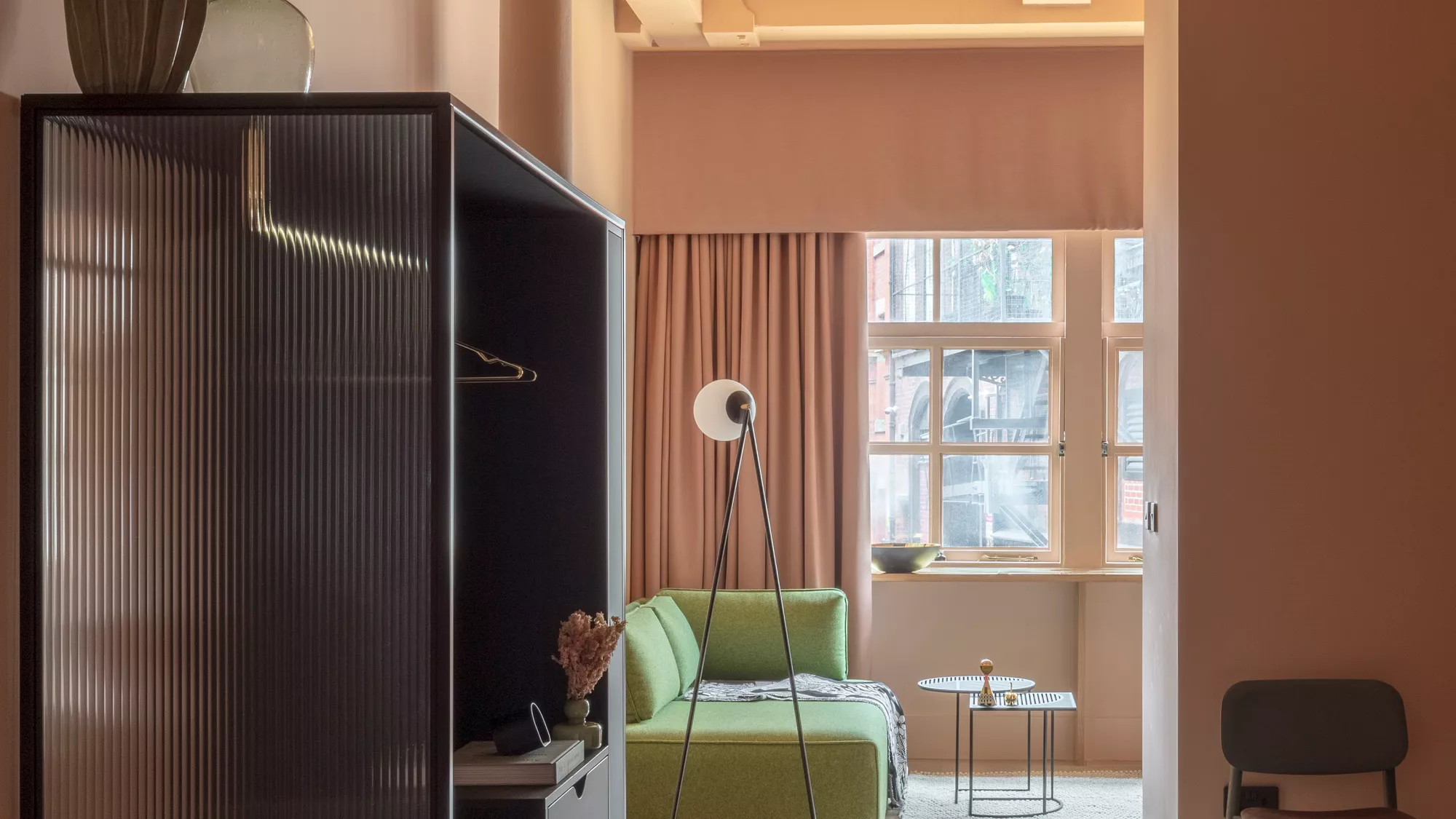 View Whitworth Suite – Central Manchester Accommodation near Canal Street in 74 Princess Street, Manchester, M1 6JD, UK Whitworth Suite – Central Manchester Accommodation near Canal Street in 74 Princess Street, Manchester, M1 6JD, UK - Property image 16 - VivreStays